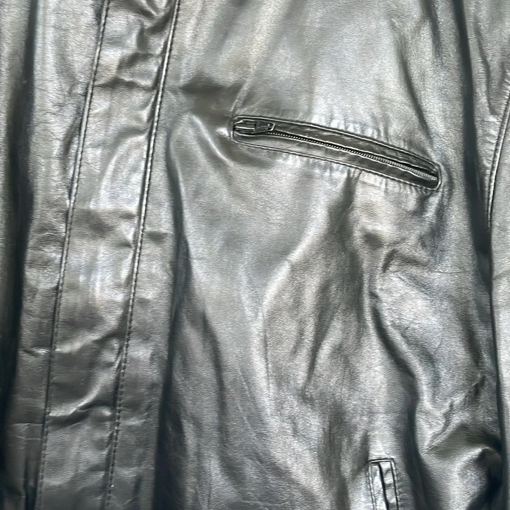 Bermans Vintage 1980s Leather Black Leather 44L Bomber Moto Jacket